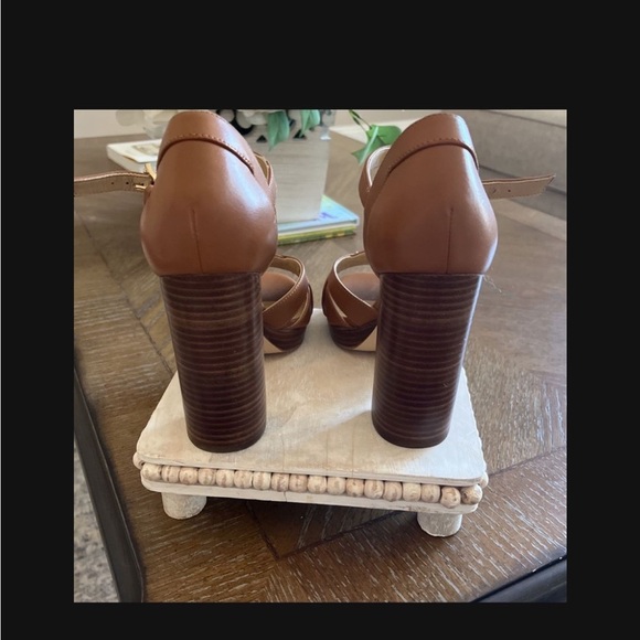 Annaliese Leather Platform Sandal - Picture 4 of 8